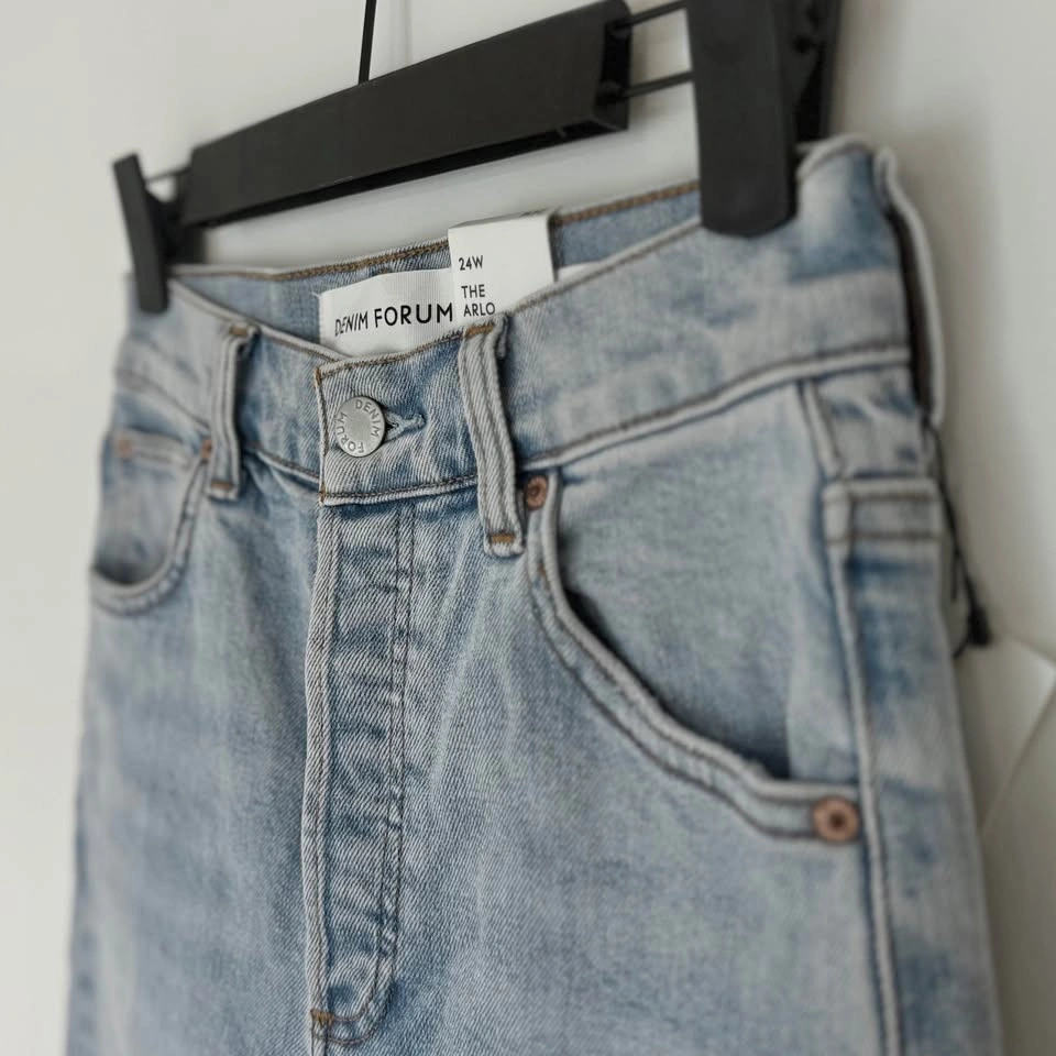 Brand New Denim Forum ‘The Arlo’ High Rise Straight Jeans - photo 3