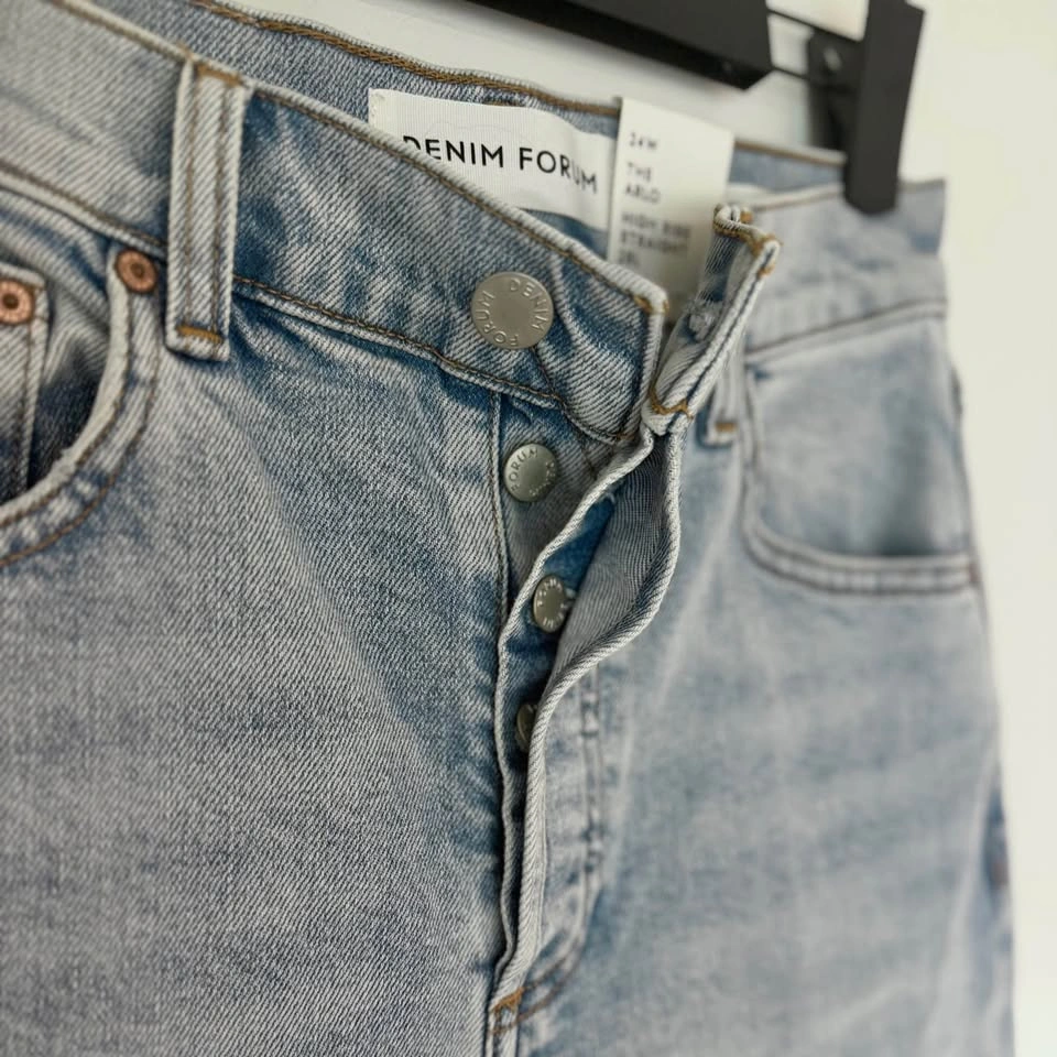 Brand New Denim Forum ‘The Arlo’ High Rise Straight Jeans - photo 4
