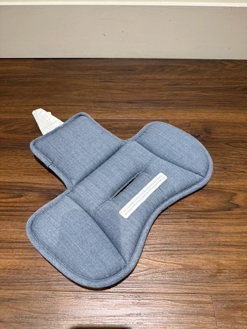 Uppababy Mesa Car Seat and Base with Infant Insert - photo 3