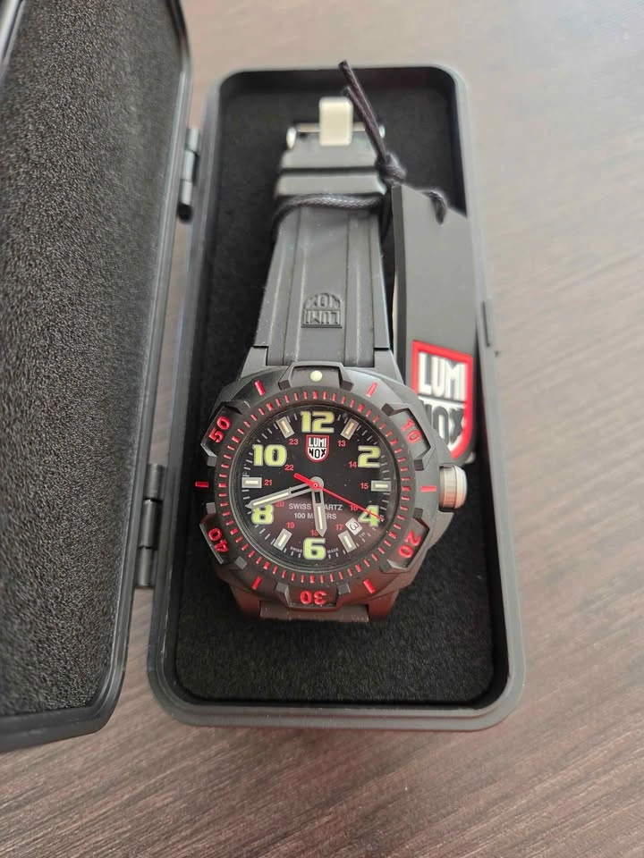 Luminox 0215.SL Sentry Black And Red Dial Watch - photo 3