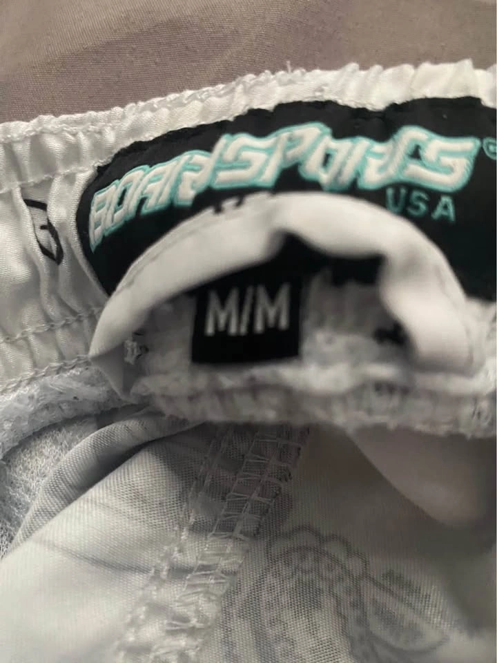 shorts - photo 3