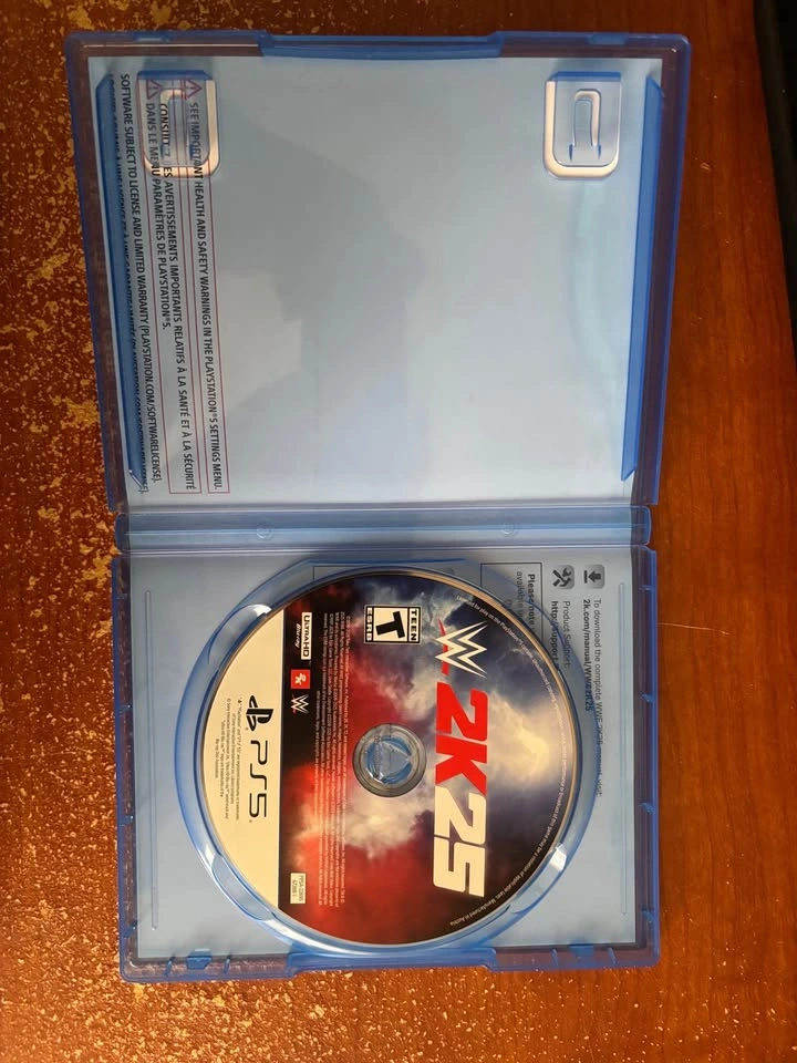 WWE 2k25 - PS5 - photo 2