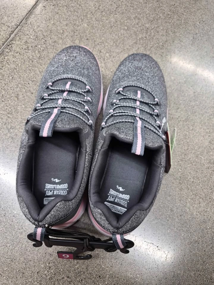 Brand New Women's Size 6 Wide Running Shoes - photo 2