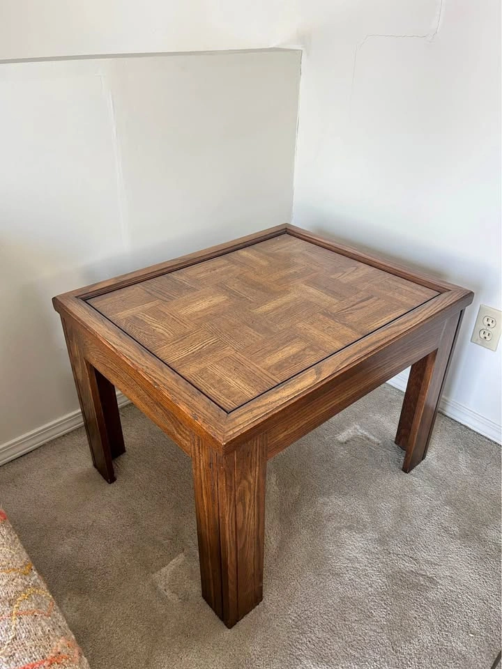 2 matching wood end tables
