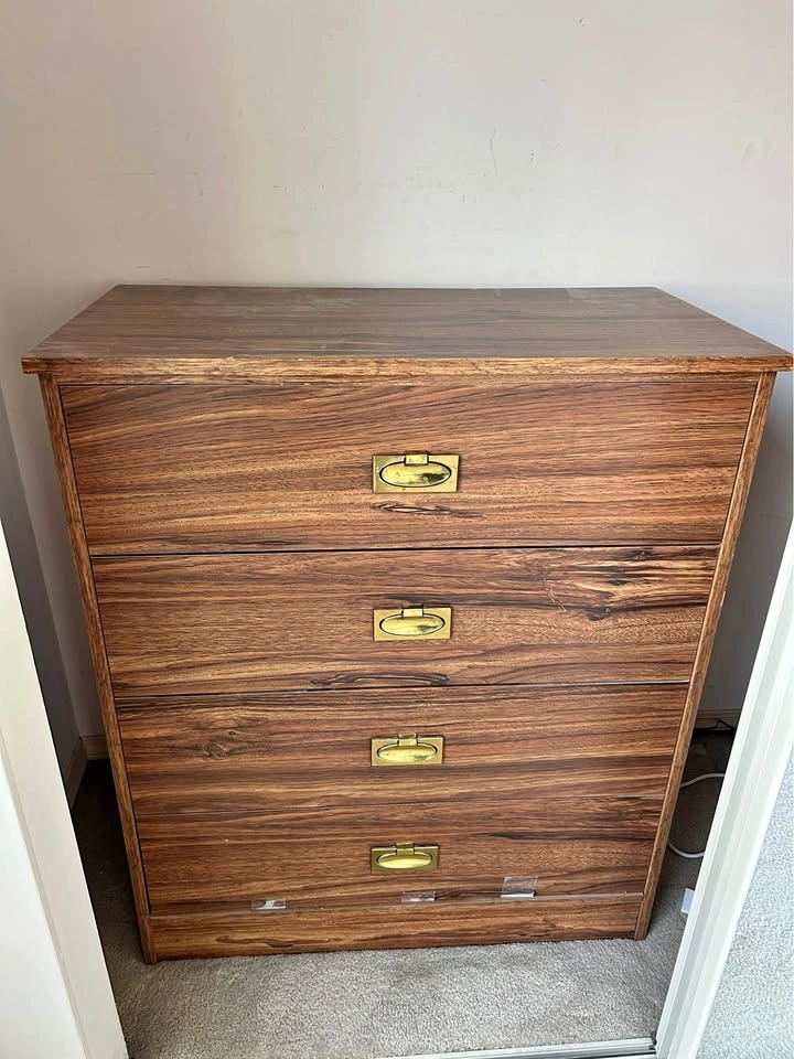 Free dresser
