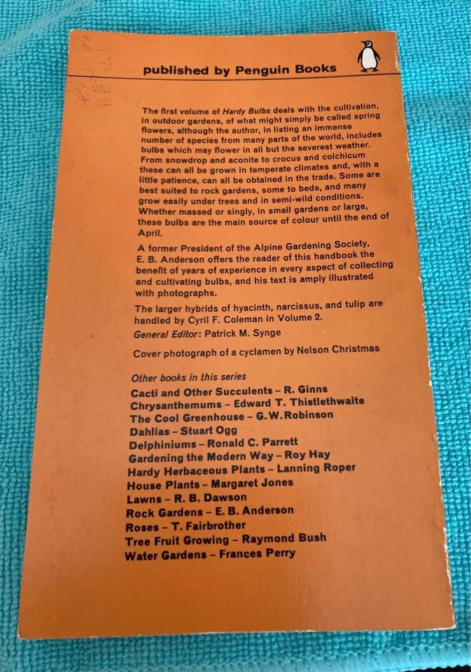 Vintage Penguin Handbook: Hardy Bulbs 1 By E.B. Andersen (1964) - photo 3