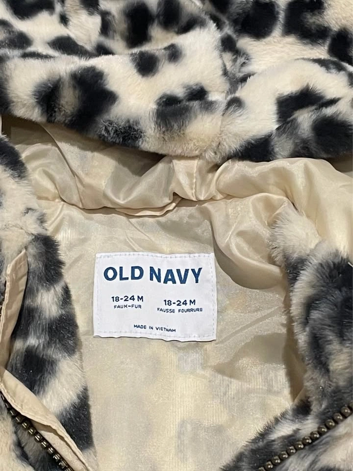 NEW Old Navy Faux-Fur Hooded Jacket : 18m - 24m - photo 3