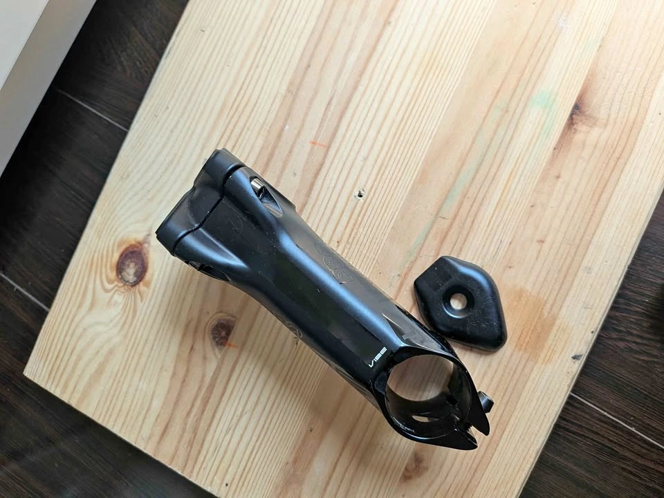 Deda, Pro Vibe Stem, Cannondale Supersix Seatpost, SRAM Chain