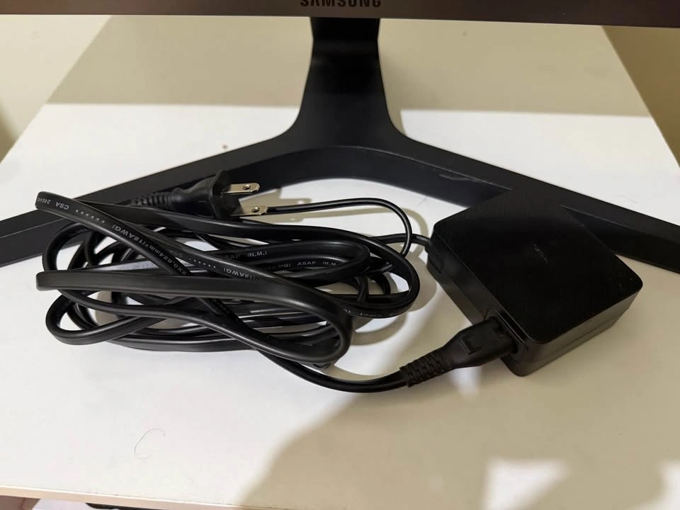 Samsung 27" 1080p IPS Desktop Monitor (75Hz / FreeSync) - photo 2