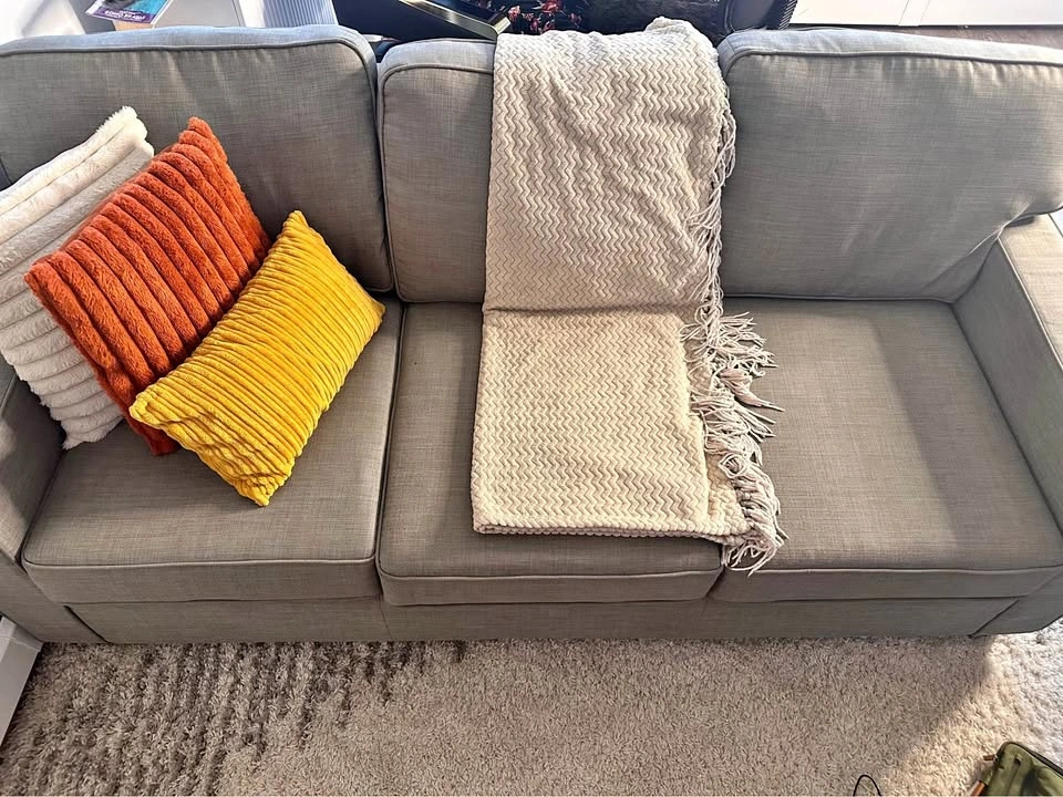 Love seat + sofa