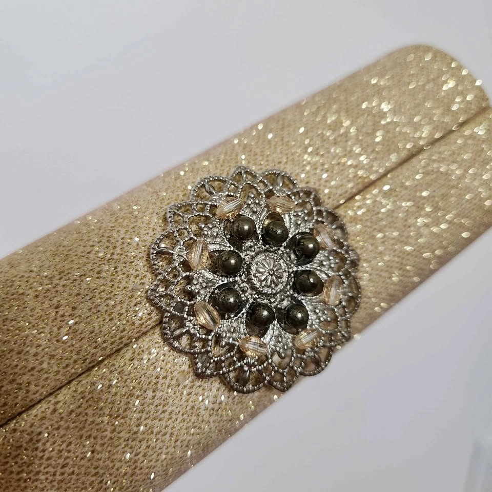 Gold Glitter Clutch Bag with Handbeaded decorative element - photo 3