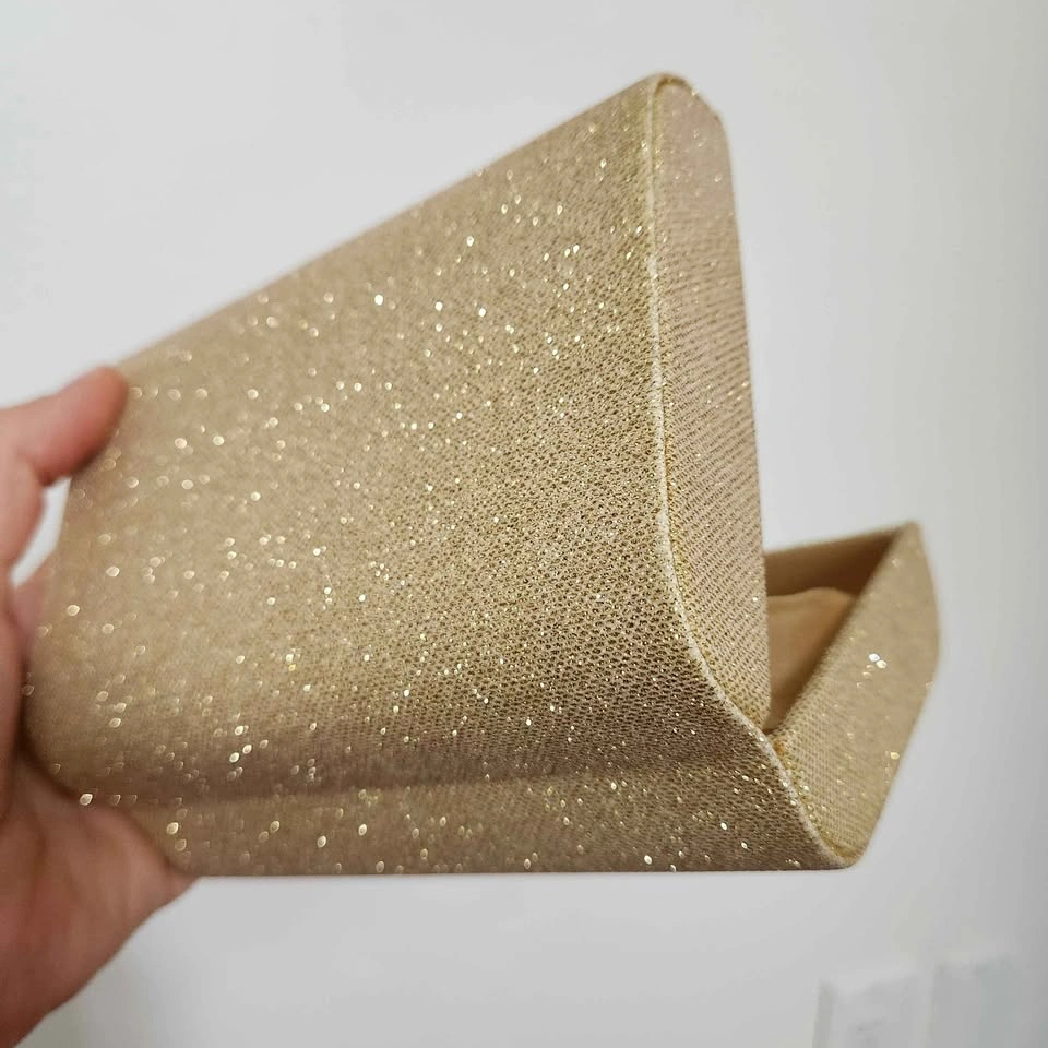 Gold Glitter Clutch Bag with Handbeaded decorative element - photo 4