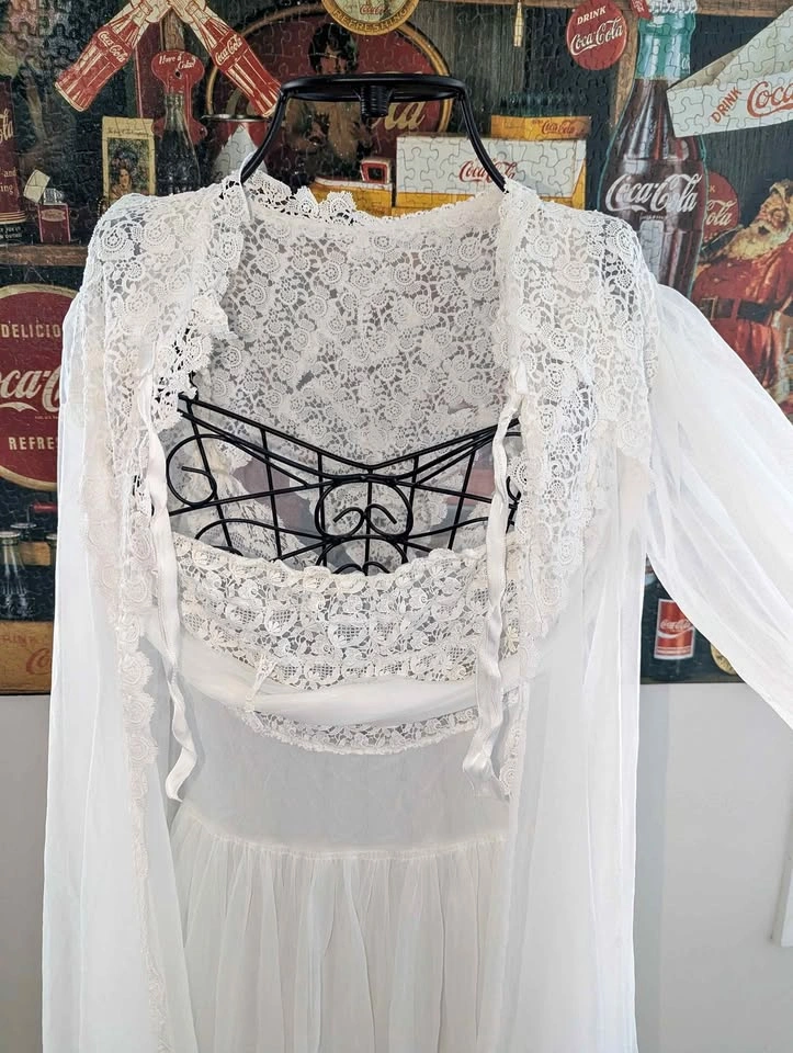 Vintage White Lace and Chiffon Nightgown and Robe Set