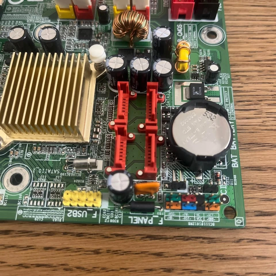 Acer 8I945AE Motherboard with I/O Shield and Pentium 4 CPU - photo 4