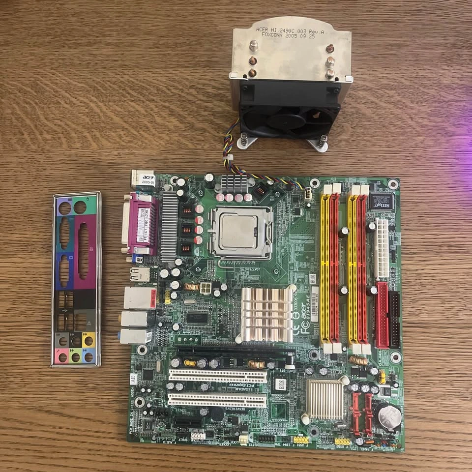Acer 8I945AE Motherboard with I/O Shield and Pentium 4 CPU - photo 5
