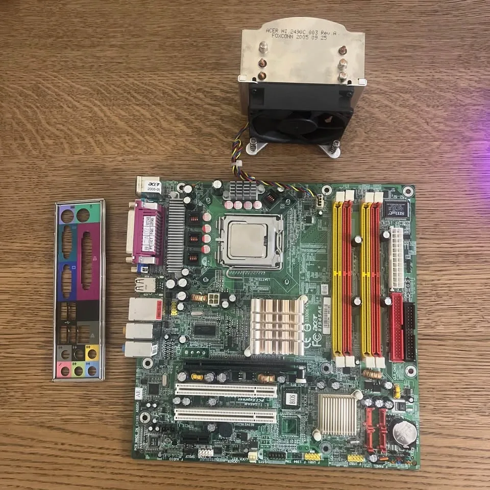 Acer 8I945AE Motherboard with I/O Shield and Pentium 4 CPU - photo 5