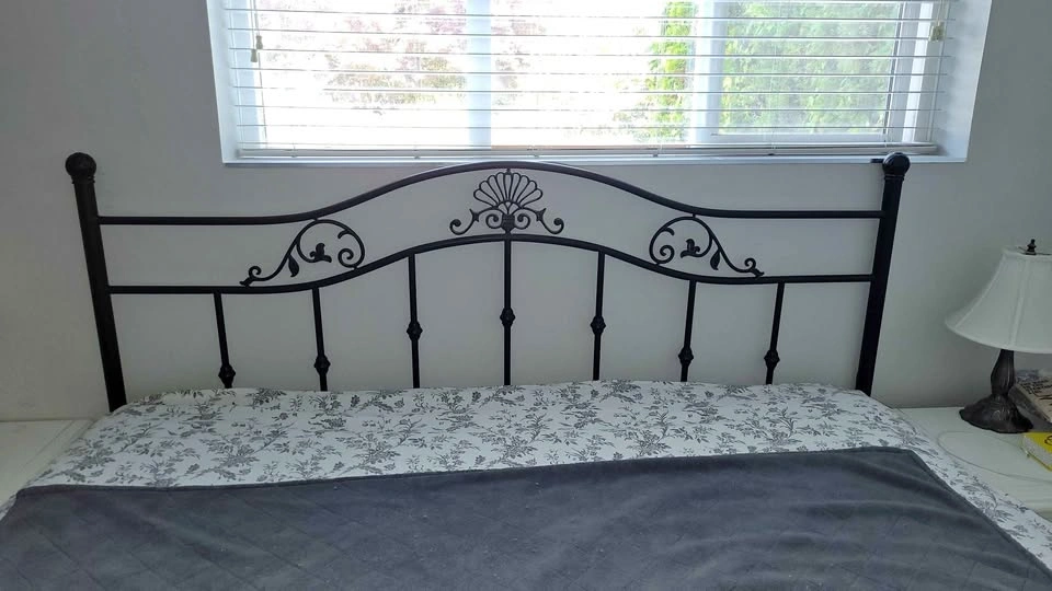 King Size Bed Frame w Metal Headboard