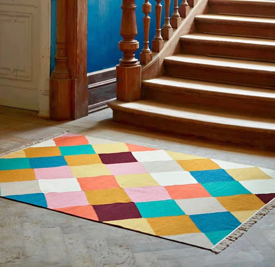 Handwoven Rug - 4'4"x6'5"