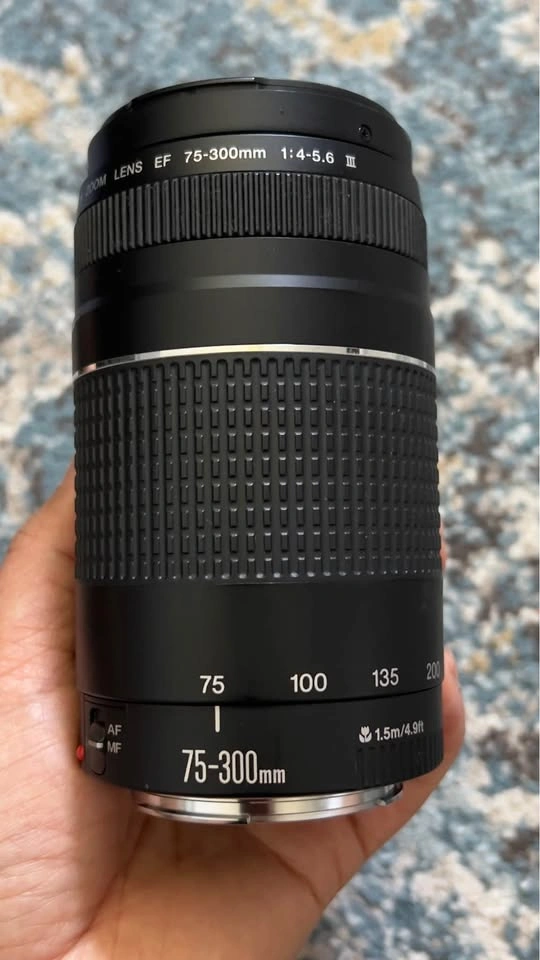 Canon EF 75-300mm f/4-5.6 III Zoom Lens - photo 2