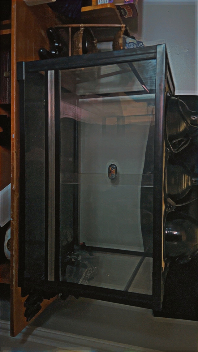Reptile Tank / Enclosure