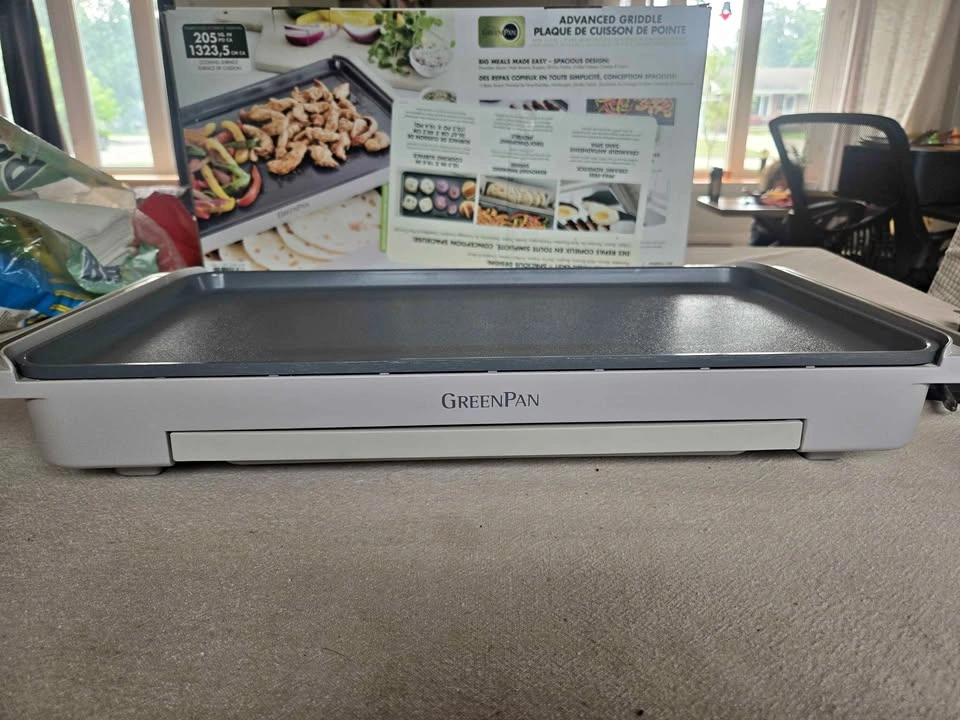 GreenPan Advanced Electric Griddle 10.5" x 20" with Warming Draw