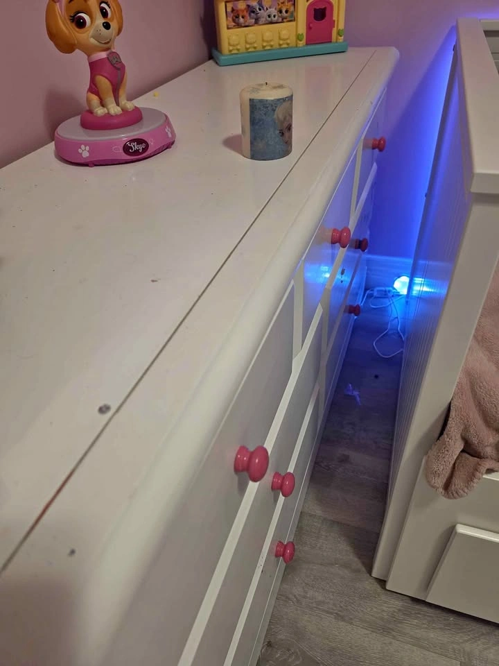 White kids drawers