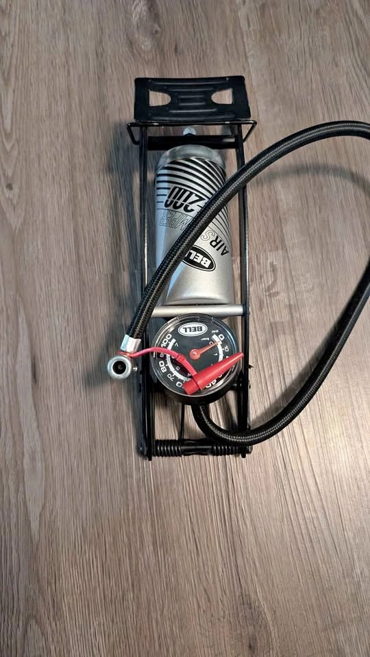 Bell Air Stomper 200 Foot Pump