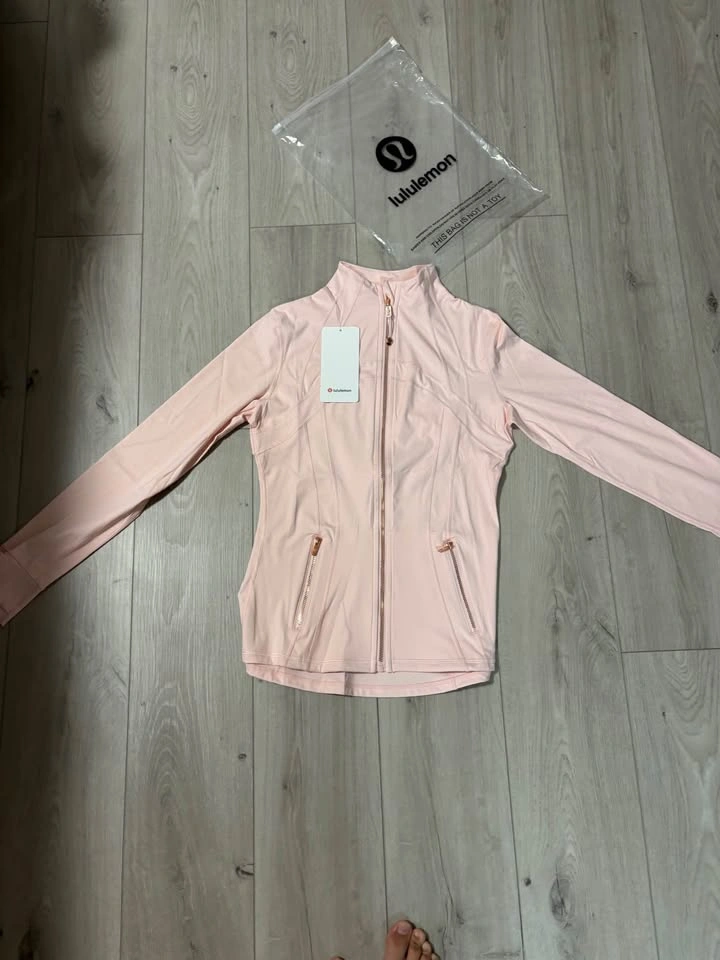 1:1 Brand new pink Lululemon sweater size 8 - photo 3