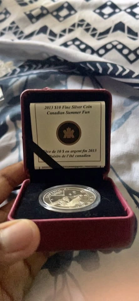 2013 $10 Fine Silver Coin Canadian Summer Fun