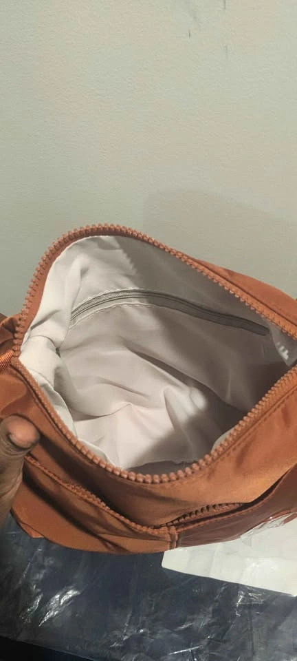 Brand new premium nylon light weight crossbody bag - photo 2