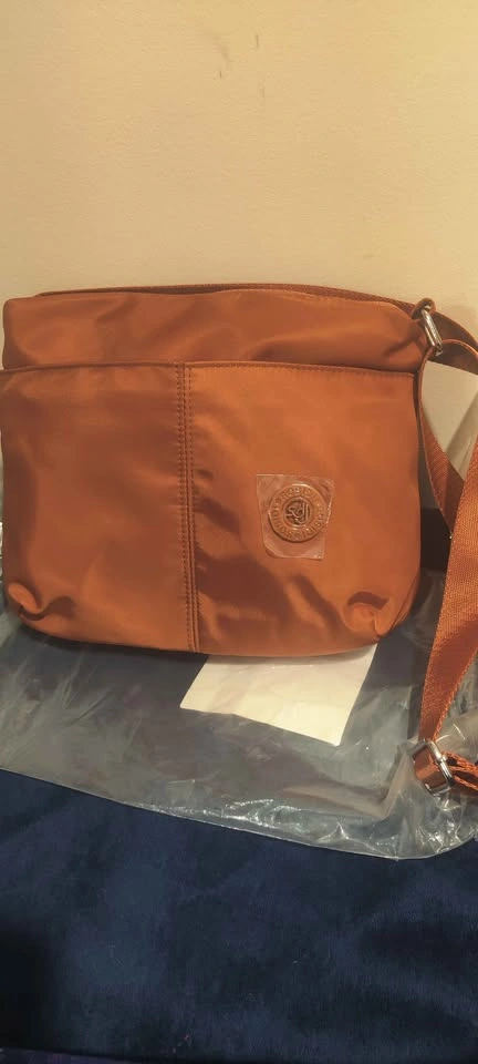 Brand new premium nylon light weight crossbody bag - photo 5