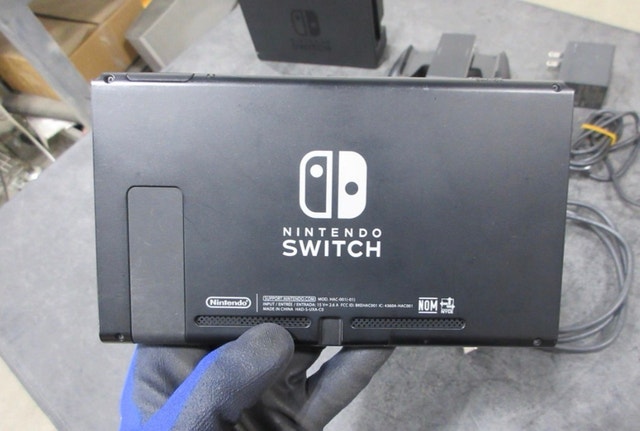 Nintendo Switch Console Neon Red/Blue - photo 3