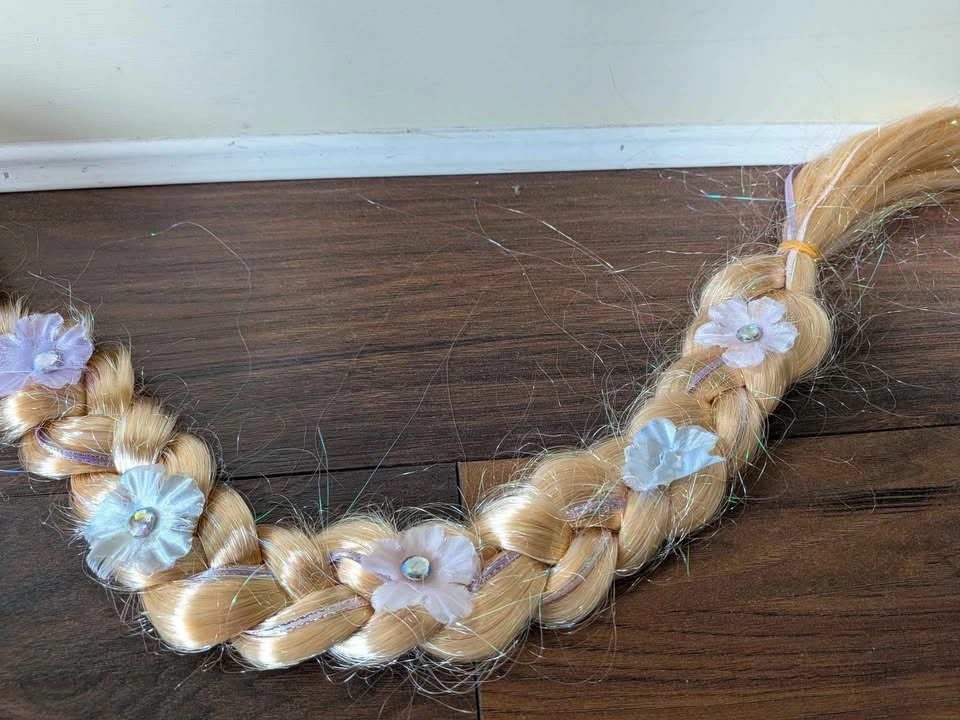 Rapunzel wig for kids - photo 4
