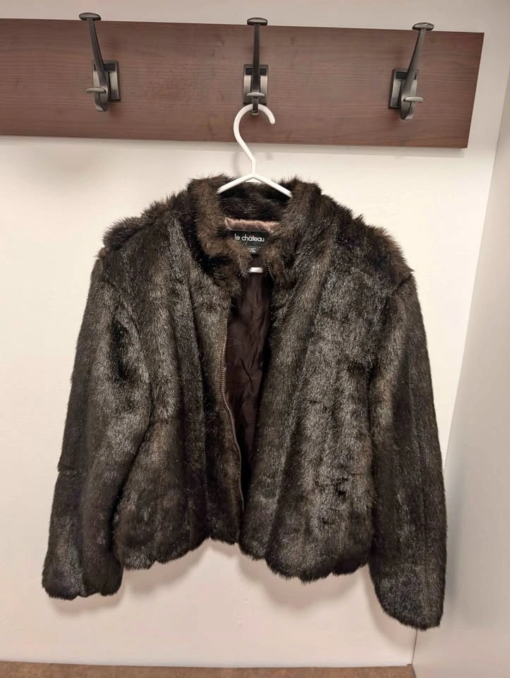 Women's - Le Chateau - Faux Fur - Brown - XL