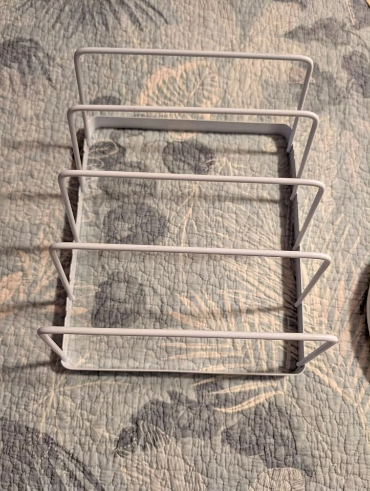 Tray/Lid/Cutting Board Holder - Kitchen Organization