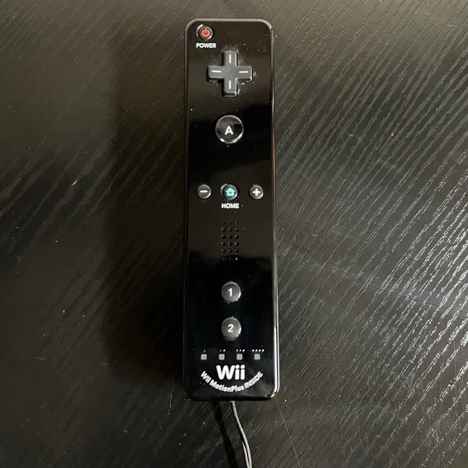Wii Console - photo 3