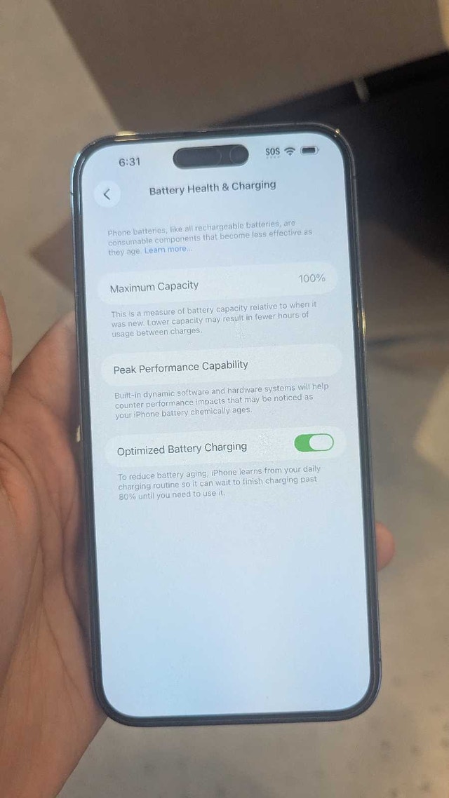 iPhone 14 Pro Max - 128GB - 100% Battery Health - photo 3