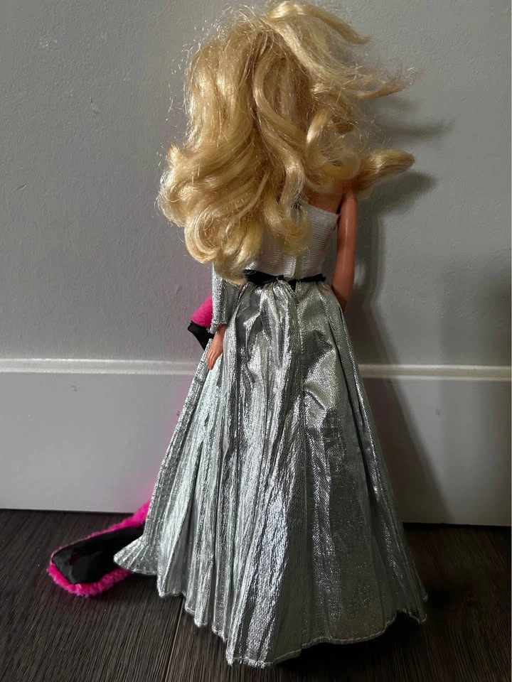 Vintage Barbie Doll - photo 4