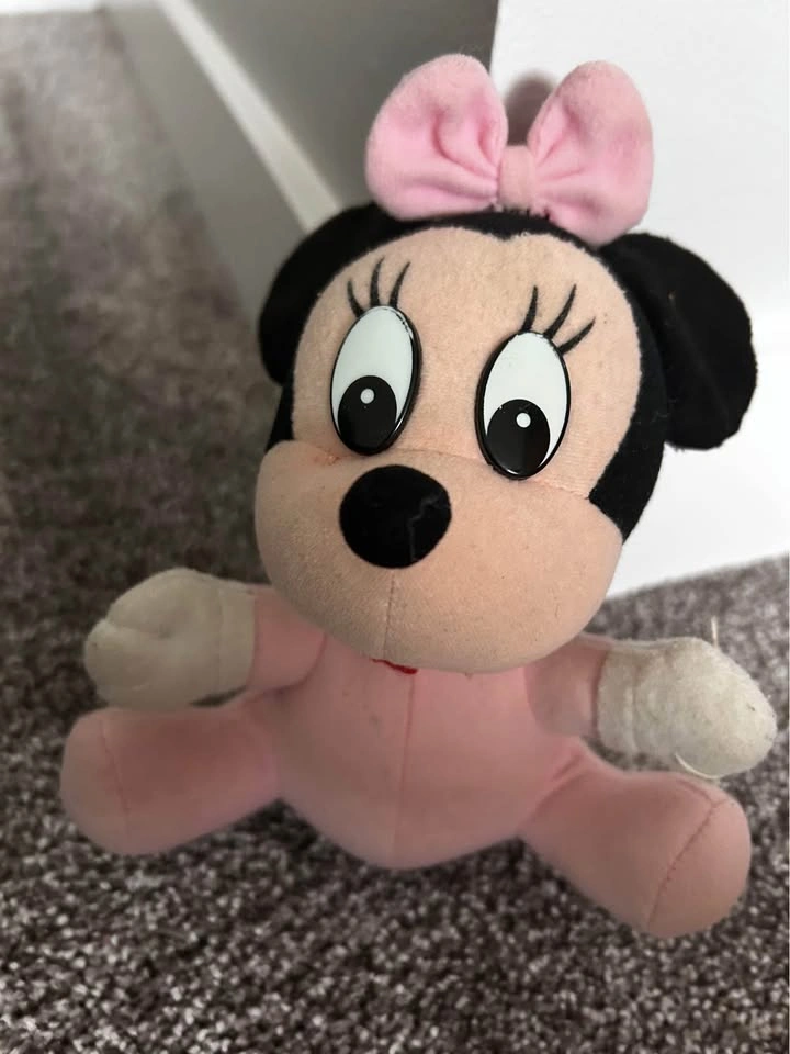 Minnie Mouse plush toy - photo 5
