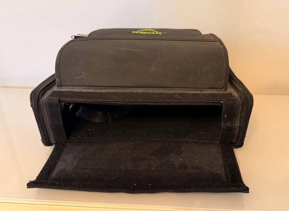 Official Original XBOX Travel Case - photo 5