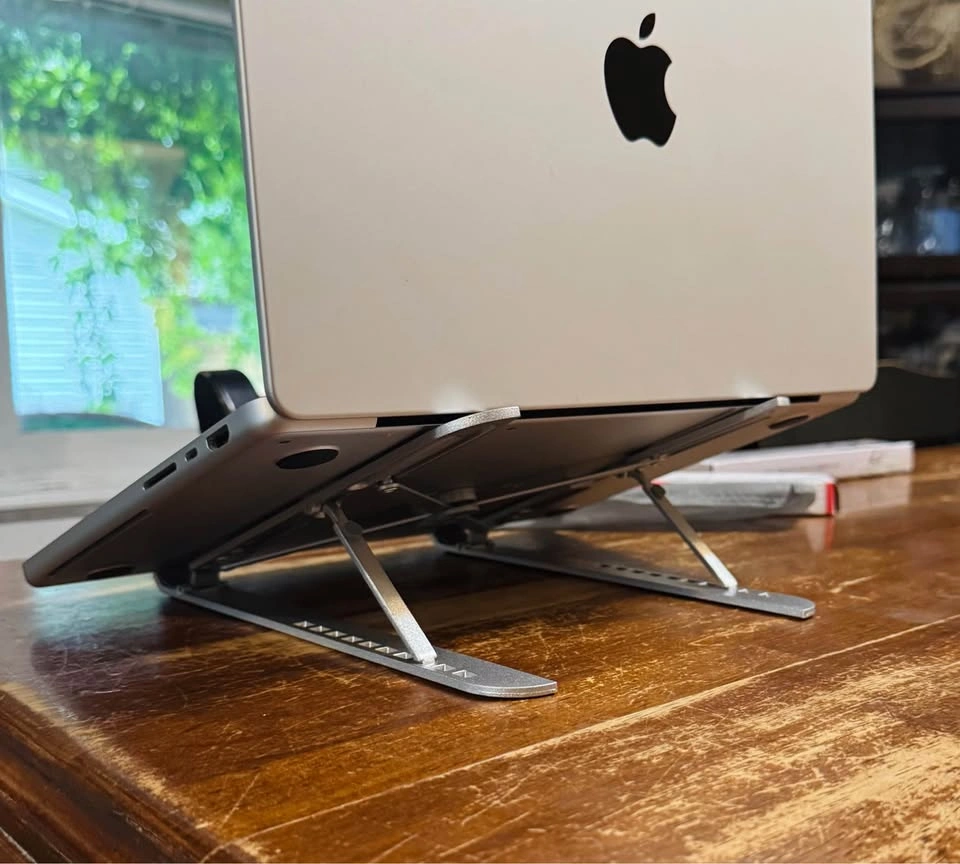 NEW Metal Folding Adjustable Laptop Stand Riser - photo 4