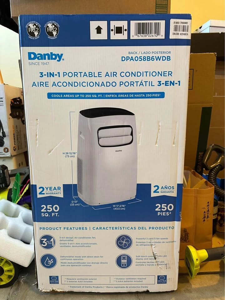 Danby Air Conditioner - photo 3