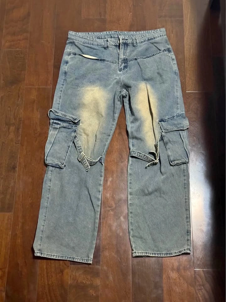 Light Wash Wide Leg Baggy Cargo Jeans with Straps - Mens L