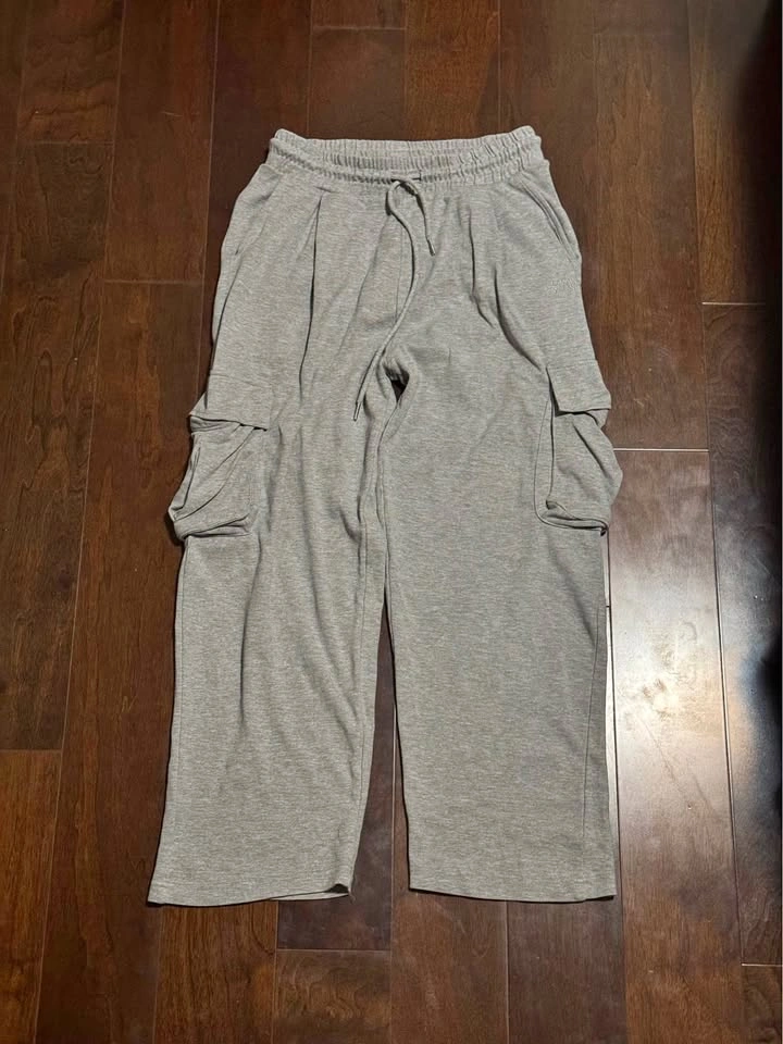 London Grey Baggy Cargo Sweatpants - Mens L