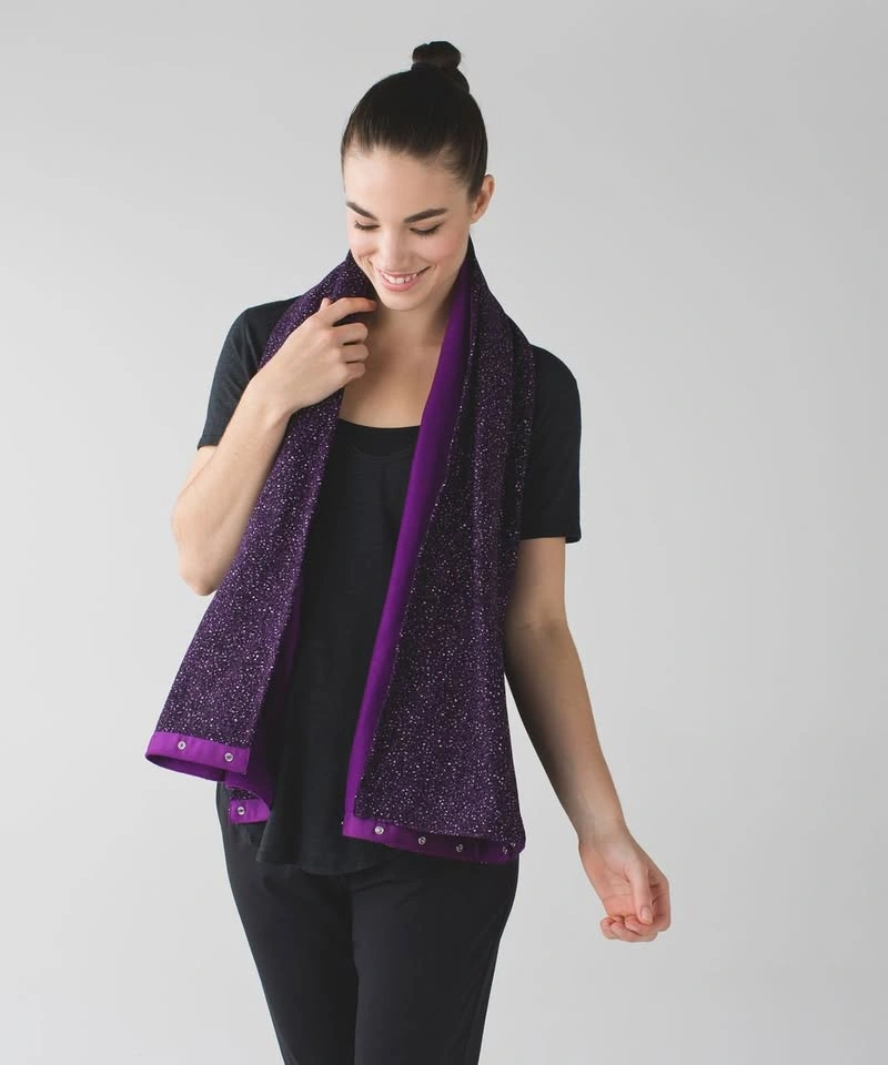 Toque and Lululemon scarf bundle - photo 5