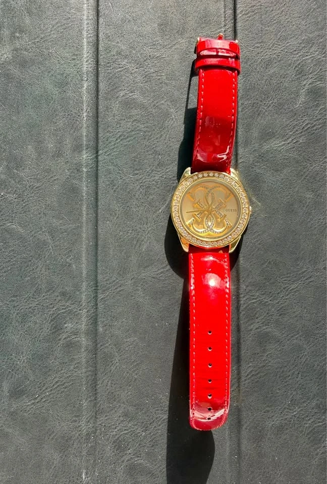 Guess women’s watch