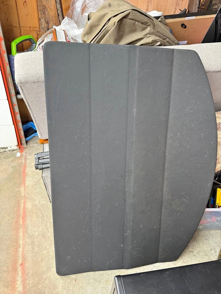 Tesla trunk cover