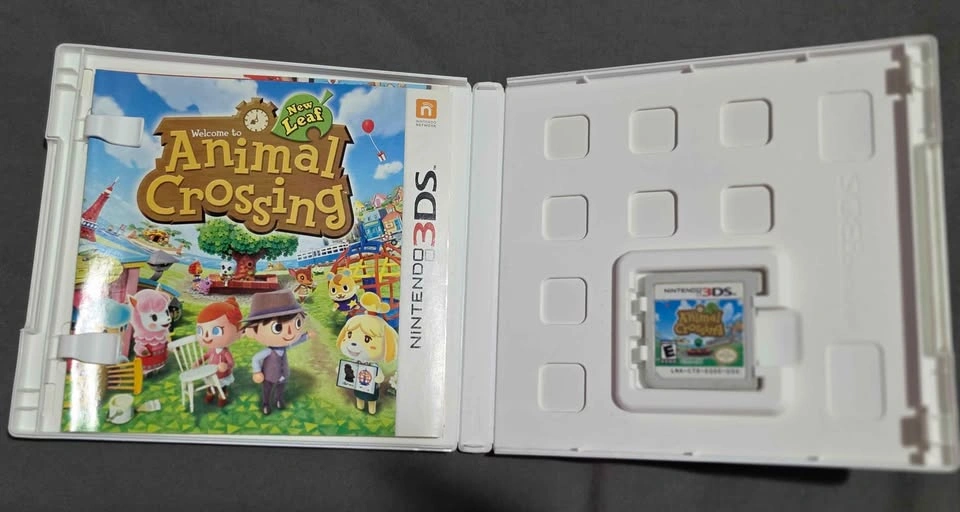 Animal Crossing New Leaf Bundle (Game + Guide) - photo 3