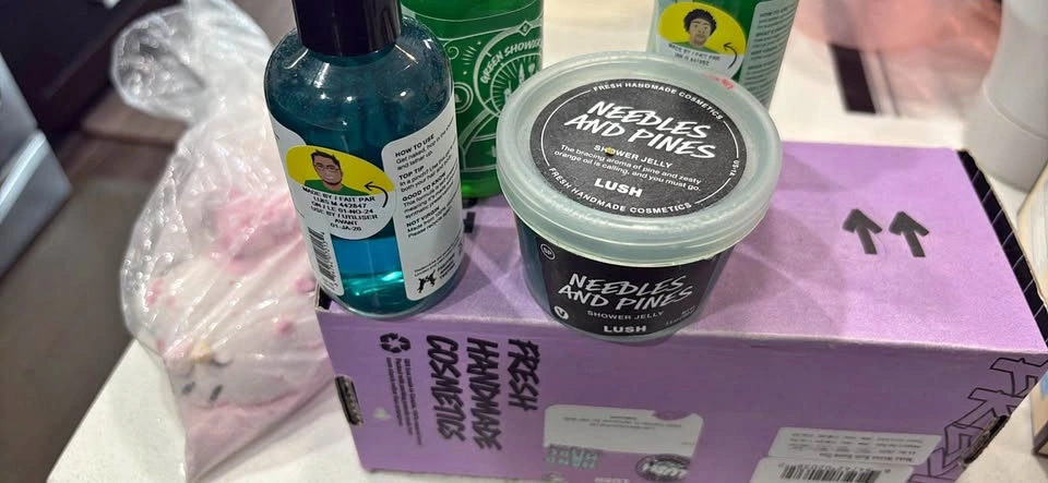 Lush bath bombs and bath gels