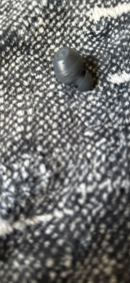 Samsung galaxy bud FE (right ear) - photo 2